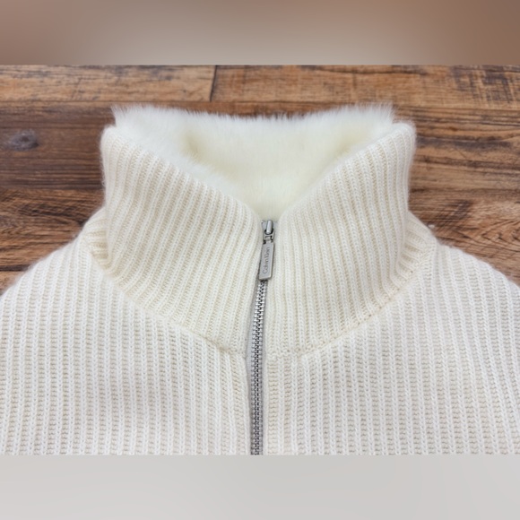 Calvin Klein Women's Faux Fur Collar, Long Sleeve Zip-up Sweater, Size Large - Picture 13 of 16